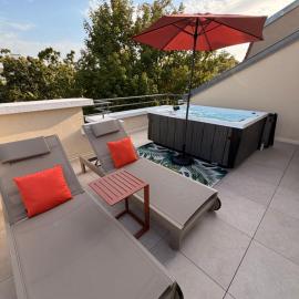 Art Deco rooftop villa with private spa