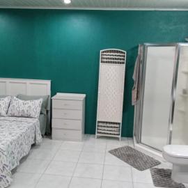 Chase Apartments Studio, hotel i Arima