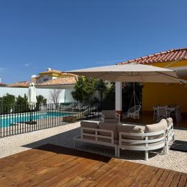 Family Villa in Azeitão with Pool