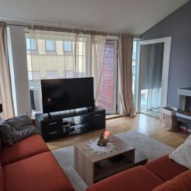 Charming cozy one bedroom apartment right in the center