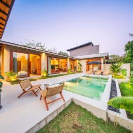 Akami Villa 4BR Private Pool in Pererenan