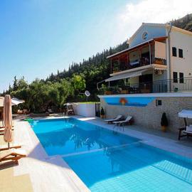Liogerma Villas, hotel en Agios Nikitas