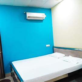 Triptire Resort Kaziranga, hotel i Jakhalābāndha