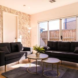 Light-Filled Werribee Escape, hotel Werribeeben