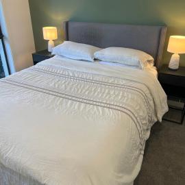 Designer Family Haven Near Parklands & Cafés