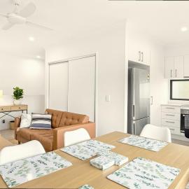 Contemporary Family Haven in Murrumba Downs