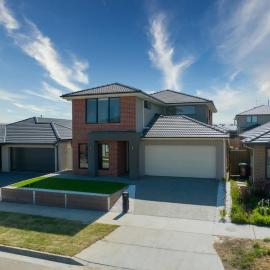 Modern new Homly Villa at Clyde
