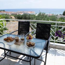Sea view apartment Gerakini