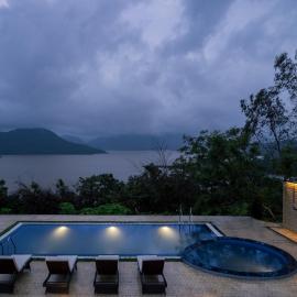 SaffronStays Cuckoo's Nest, hotel din Kolvan
