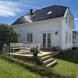Small house on Nesbrygga near the sea