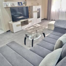 MAXX Lake Apart, hotel in Bacău
