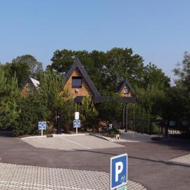 LES CHALETS DE COYRON., hotel in Coyron