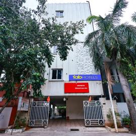 FabHotel Akshaya Bheemas Inn
