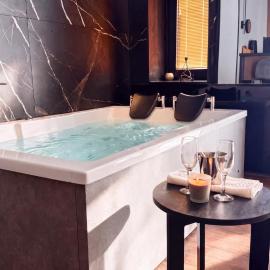 Luxury Jacuzzi Apartment Debar Maalo