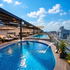 Zeta 1-Bedroom Suite with Swimming Pool