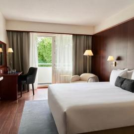 Hotel Kalliohovi - ilmastoidut huoneet - – hotel w mieście Rauma