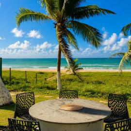 Casa de Praia Frente ao Mar Proximo a Guarajuba 2 Quartos com Ar condicionado