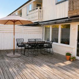 Coastal Family Home in Gothenburg with Free Parking