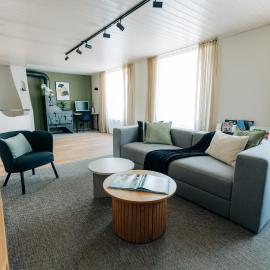 120sqm Duplex Apartment with AirC Free Parking Family & Business