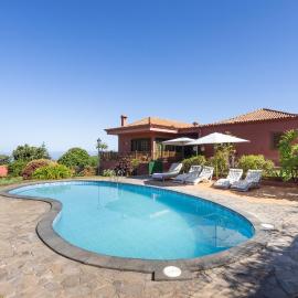 Home2Book Luxury Villa Luna de Tacoronte Pool, hotell i La Laguna
