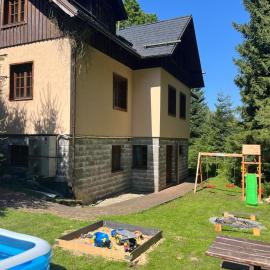 Chata U Dvou šišek, hotel in Jablonec nad Nisou