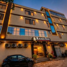Hotel Raaso Inn, hotel in Jāmb
