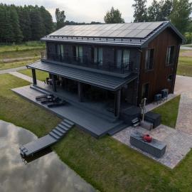 Galuonu Vilos Vip vila, готель у місті Inturkė