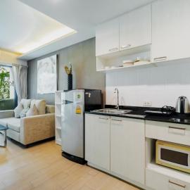 B109 Title Rawai Beach Front 1 Bed Apartment