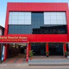 AARIA Tourist Home, hotel di Perambra