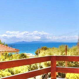 Villa Naya by the Beach, hotel in Anavyssos