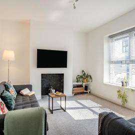 3 Bed in Cardiff oc-bow188
