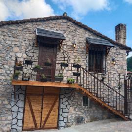 Apartamento Rural La Plazuela, hotel a Ríocorvo