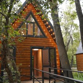 Akchiy, hotel a Dolona