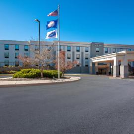 Hampton Inn & Suites Fort Belvoir Alexandria South, hotel u gradu 'Woodlawn'