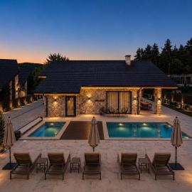 White Houses Luxury Thermal