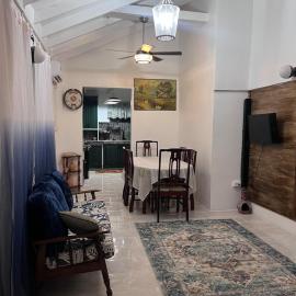 Blaize cottage, hotel in Roseau