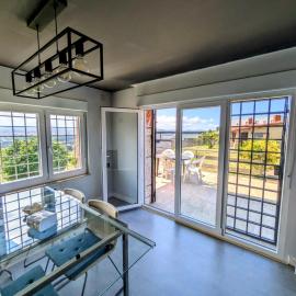 House with Private Garden & Sea Views Near Gijón Beach