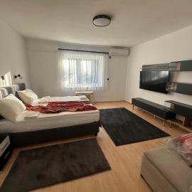 Csontos Apartman, Hotel in Kiskunmajsa