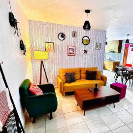 Depto céntrico amplio 3 Habitaciones 2 Baños Estacionamiento Privado