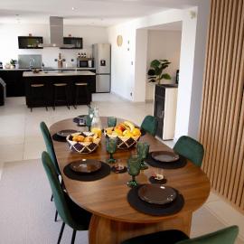 Élégante Villa 3chambres terrasse et parking Résidence Zénith: Caen'de bir otel