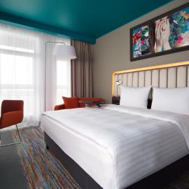 Park Inn by Radisson Riga Valdemara: Riga'da bir otel