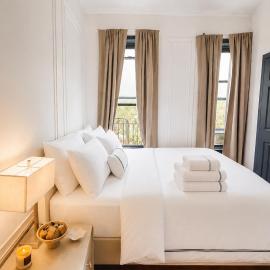 Elegant Upper East Side Studio Retreat Near Central Park and The Met
