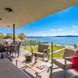 Lelle Marine-Hanna Pool Apartment - Happy Rentals