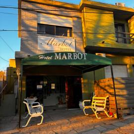 Hotel Marbot en Villa Carlos Paz, hotel a Villa Carlos Paz