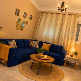 chic appart vue sur piscine, hotel in Tangier