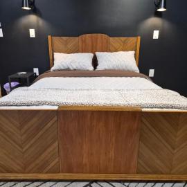 Seigneurie de Valdombre, hotel sa Lévis
