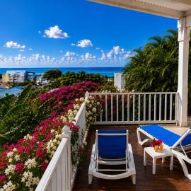 LE LAGON BLEU, BUNGALOWS Vue sur MER , 350 m de la plage