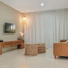 Stone and Hedge - Unit 4