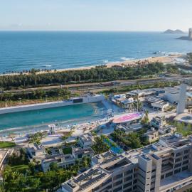 The UECHAO Hotel Riyuebay, hotel em Wanning