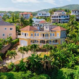 Nature Escape Culture and Serenity Infusion, hotel a Hopewell